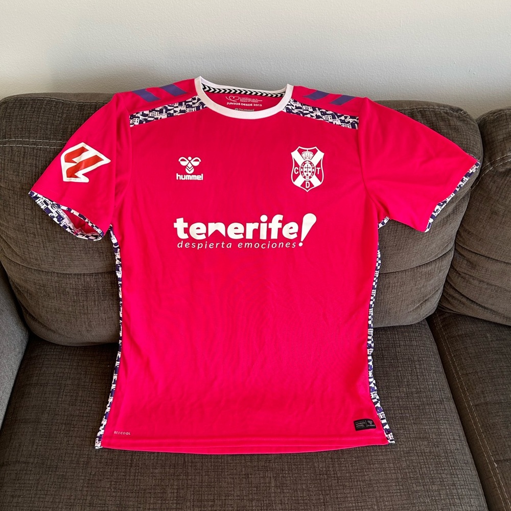 Hummel Authentic CD Tenerife 2024 Pink Soccer Spain La Liga Jersey Men’s Sz: M